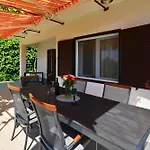 House Sreca Трогир