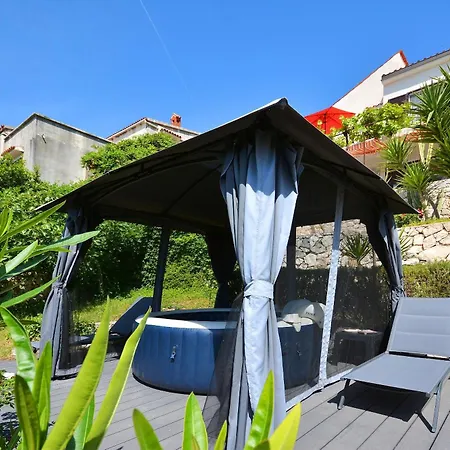 House Sreca * Trogir