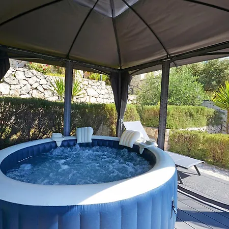 House Sreca Semesterbostad