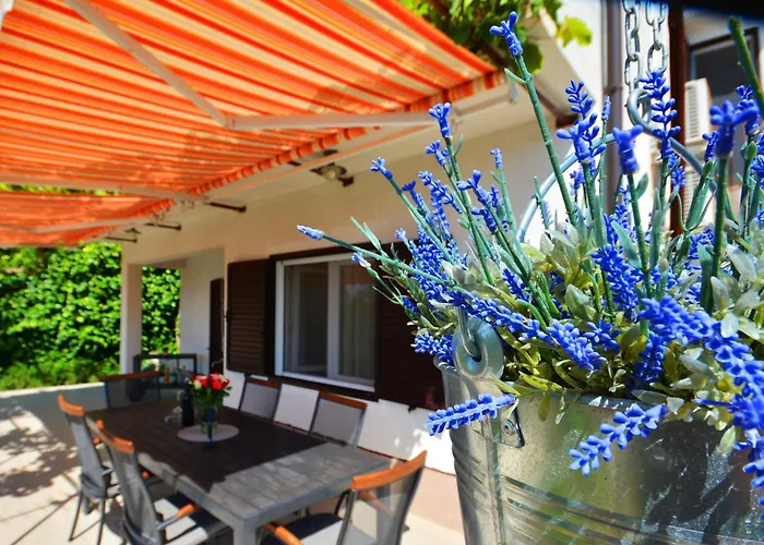 Nyaraló House Sreca