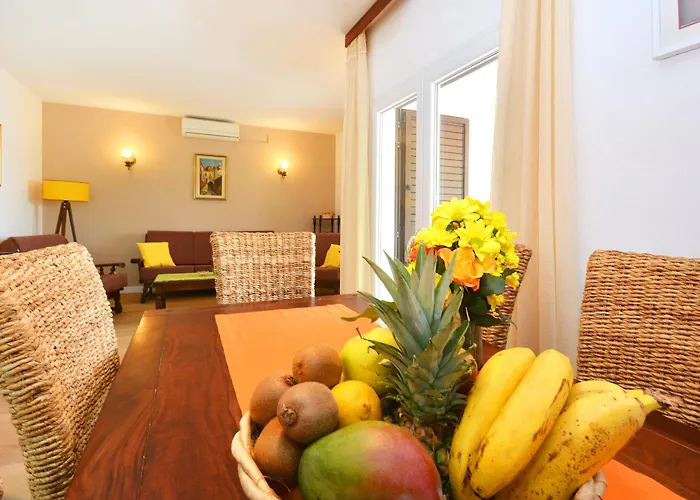 House Sreca Nyaraló *